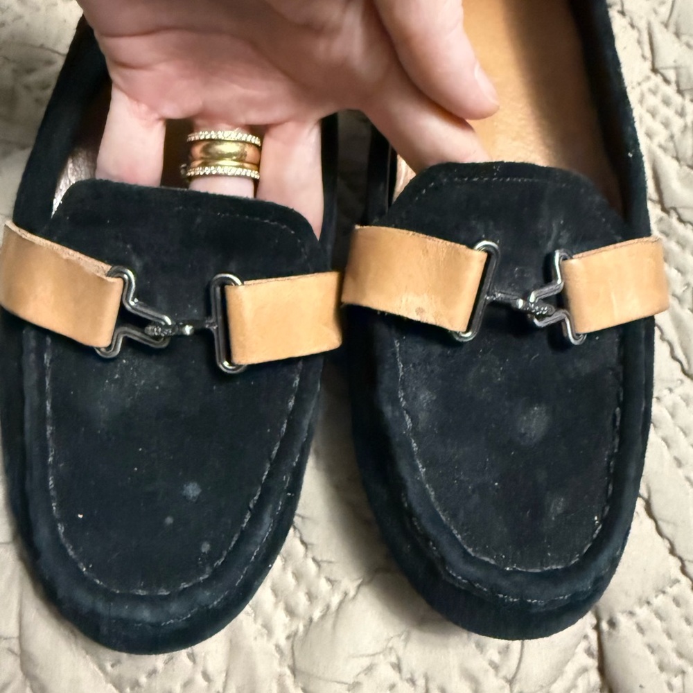 UGG Aven black suede driving moccasins size 9 1/2